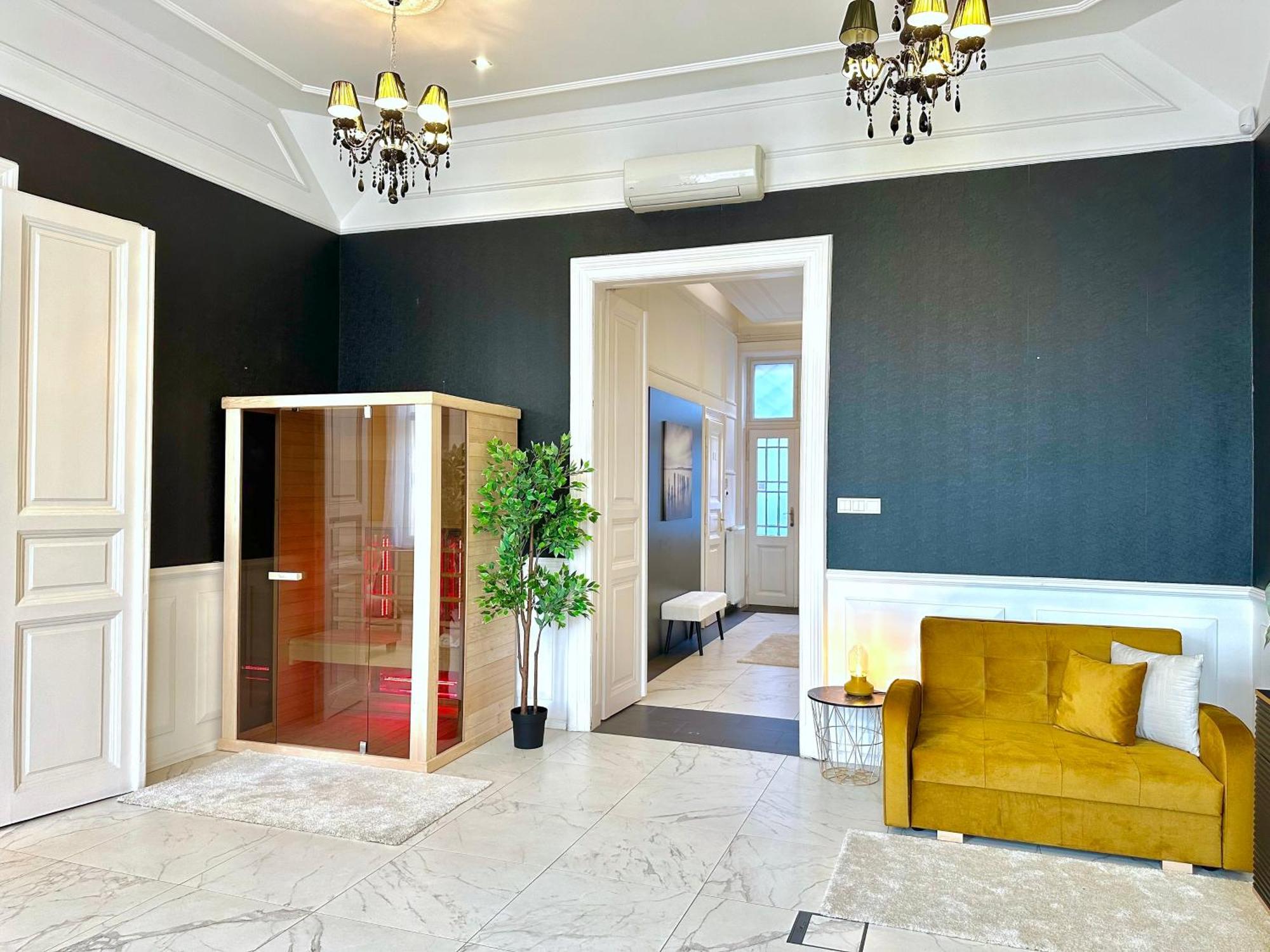 Deluxe 2-bedroom With Sauna And Ac Апартаменти Будапешт
